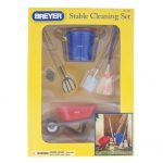 Breyer Traditional Stable Cleaning Set