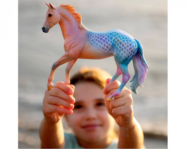 Breyer Freedom Cora - Mermaid of the Sea - Image 4