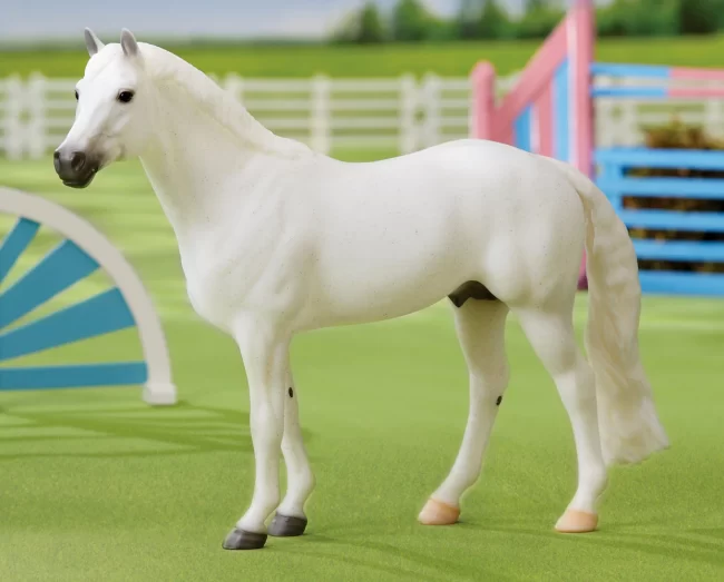 Breyer Traditional Snowman - Image 3