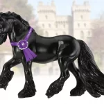 Breyer Traditional Carltonlima Emma - The Queen's Pony