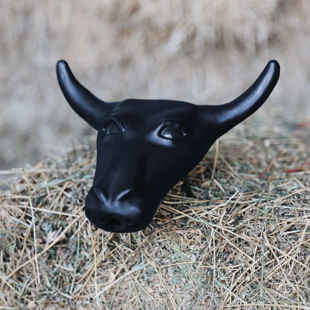 New! Plastic Steer Head - Small w/Prongs main image 0
