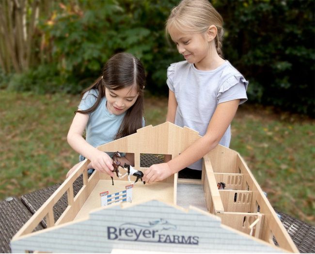 Breyer Farms Stablemates Deluxe Arena Stable - Image 5