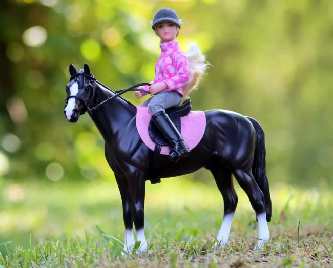 Breyer Freedom Logan & English Rider, Lauren - Image 4