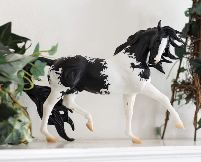Breyer Traditional 75th Anniversary Spanish Horse - Image 3