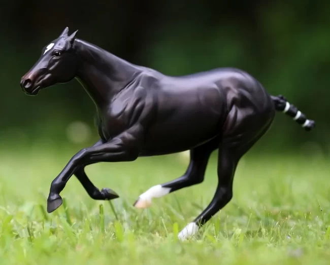 Breyer Traditional Manaos - Image 3