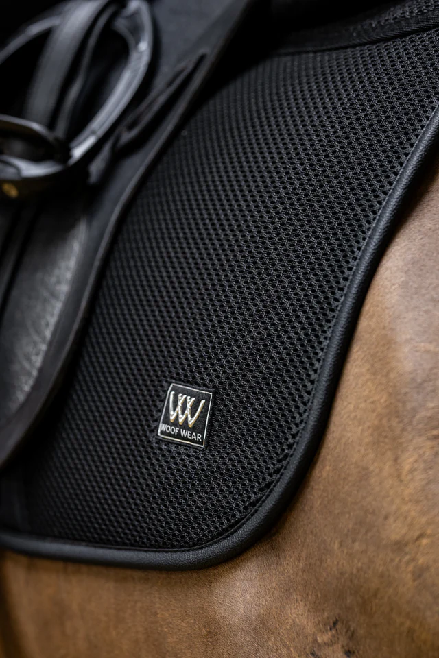 Woof Wear iVent Dressage Pad - Image 3