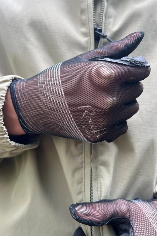 ☀️ Keep your cool without losing your feel on the reins!

The Roeckl Laila 2 Gloves are designed for warm-weather riding, combining lightweight breathability with exceptional grip and flexibility. Suntan Evo Mesh promotes airflow and helps reduce tan lines, while the Micro-Air palm provides a close, sensitive rein feel. 🐴

With Roeckl’s Comfort-Cut fit, touchscreen-compatible fingertips and an adjustable wrist closure, they’re ideal for training, competition and everyday riding.