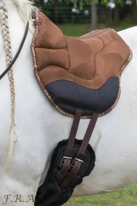 Ride closer. Feel more. Connect naturally. 🐴

The F.R.A.® Dardo Basic Bareback Pad offers a comfortable, secure and close-contact riding experience—perfect for leisure riding, groundwork or developing your balance and seat.

Based on the popular DARDO SPS design, this simplified and affordable version features traditional pressure distribution through the girth straps while helping you enjoy the freedom and natural feel of riding bareback.

✨ Comfortable and practical
✨ Encourages balance and rider awareness
✨ Close-contact feel
✨ Ideal for leisure riding and groundwork
✨ Universal size: 51 × 53cm

Discover a more natural connection with your horse with the F.R.A.® Dardo Basic Bareback Pad.

Shop online now at Your Saddlery.

#YourSaddlery #FRADardo #BarebackPad #BarebackRiding #NaturalHorsemanship #HorseRiding #EquestrianAustralia #HorseAndRider